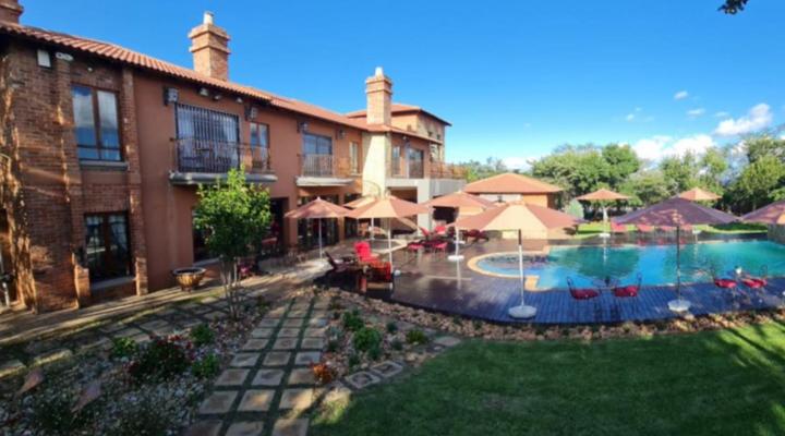 Gucci Manor Boutique Guesthouse