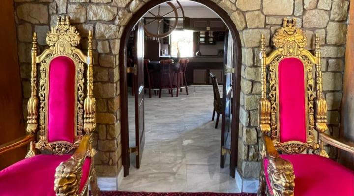 Gucci Manor Boutique Guesthouse