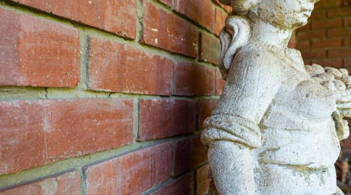 Orchard Cottage at Devon Castle