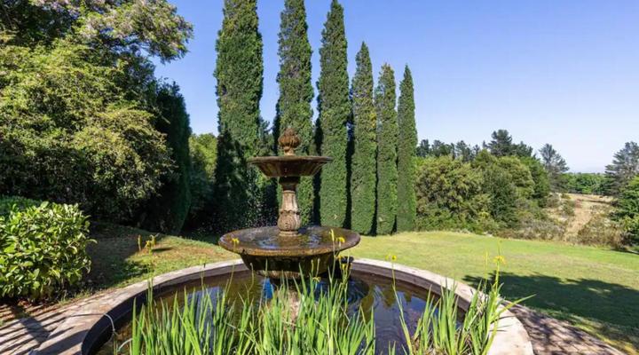 Orchard Cottage at Devon Castle