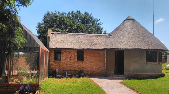 Backpackers Connection