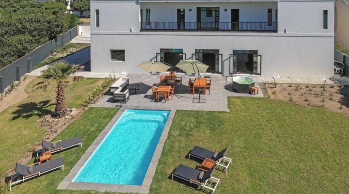 Glow Boutique Suites