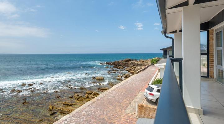 Vic Bay Beach House
