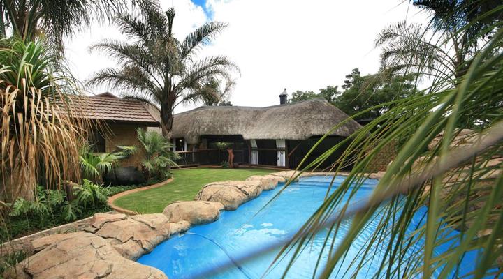 Summer Garden Guest House (The Palms)