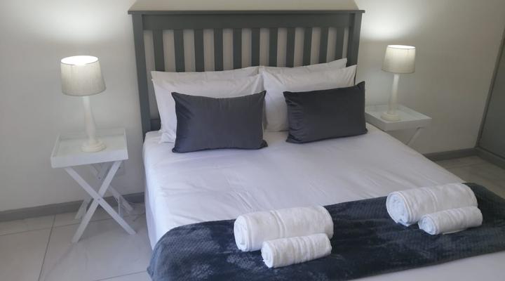 93 Beach Road ,Gordans Bay