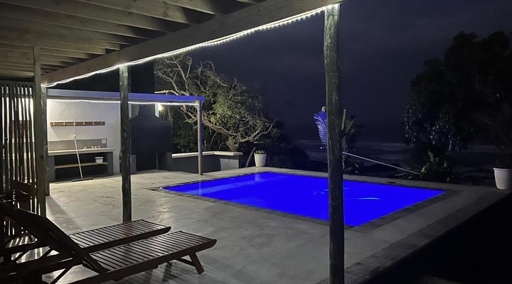 Linga Futhi Beach Cottages