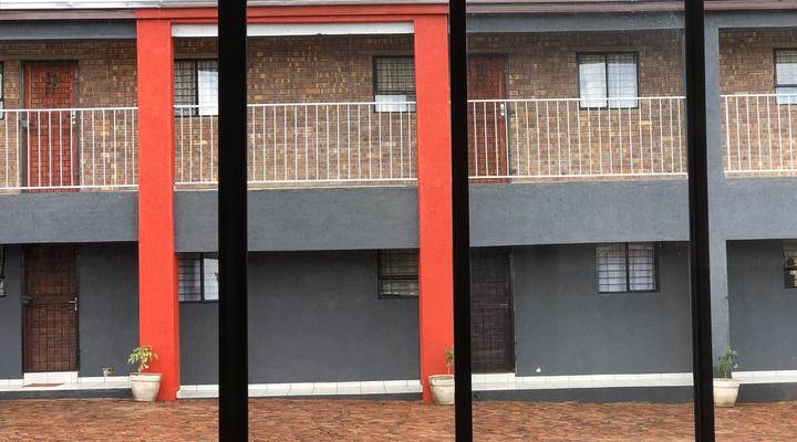 KB apartments lodge in Jane Furse