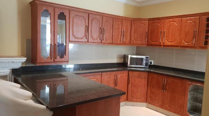 Edwaleni guest lodge