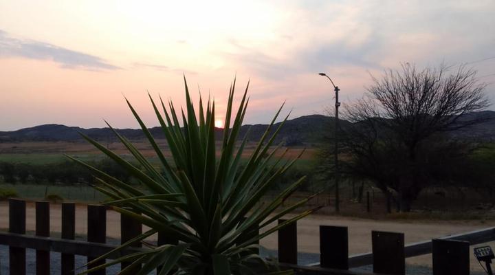 Thys'e Kombuis & Guest House