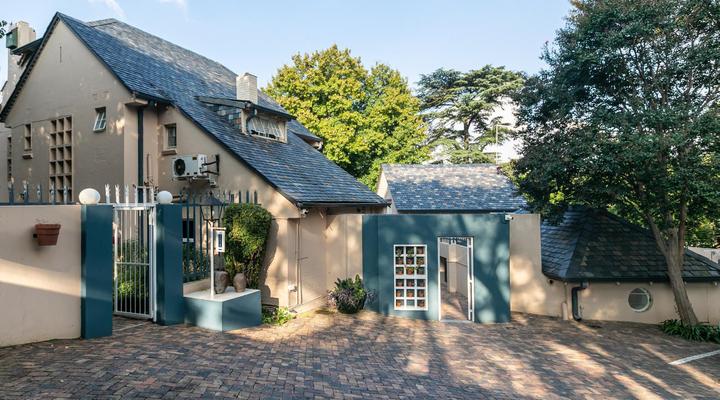 Emmarentia Guest House