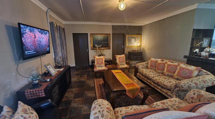 Riverrun Resort Farmhouse