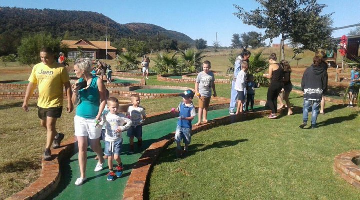 Riverrun Resort Farmhouse