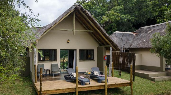 Umkumbe Safari Lodge Riverside