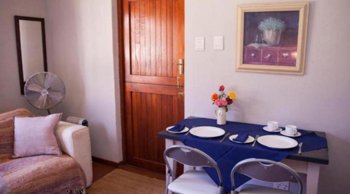 Meerkat Self-catering