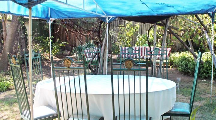 Bun Clody Guest House