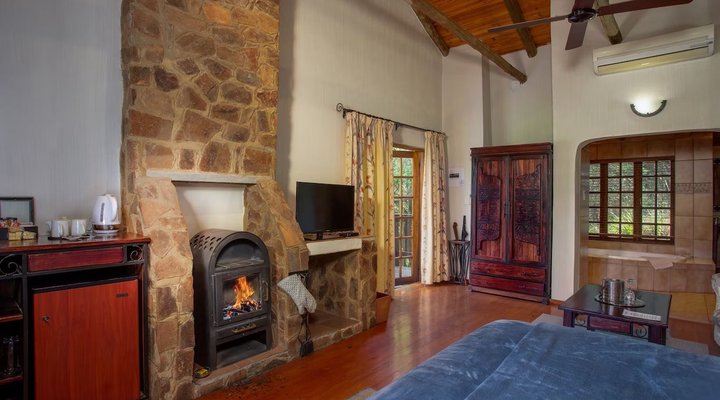 Whispering Pines Magaliesburg