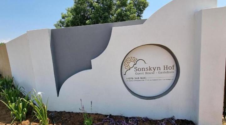 Sonskyn Hof Guest House