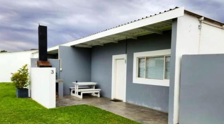 Noordoewer Self Catering Chalets