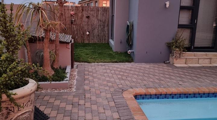 Langebaan Holiday House on Park