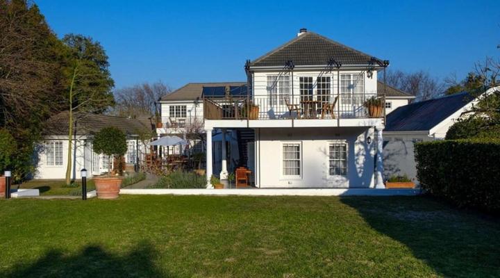 White Lodge Guest House