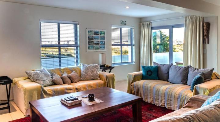 Perfect 10 - The House