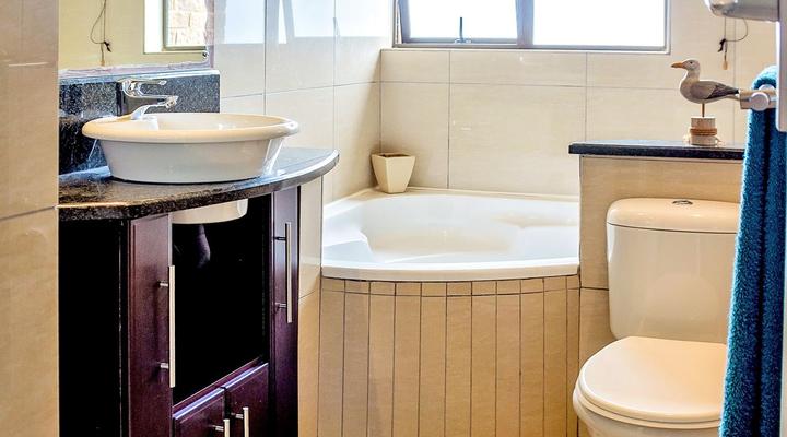 9 Seesonnet Self Catering