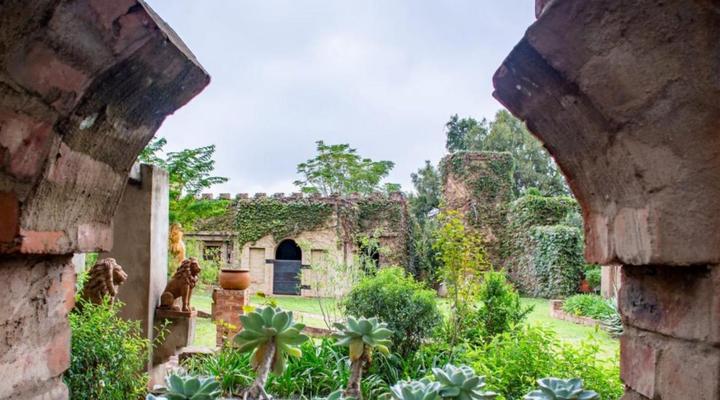 Equeen Inn at Castle Da Angelo