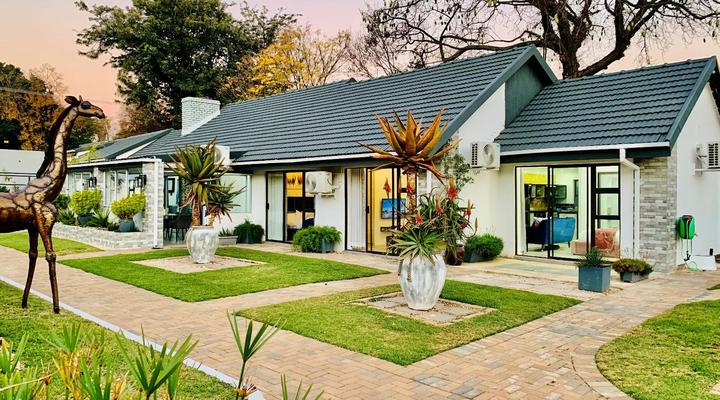 24 On Basil Boutique Luxury Hotel