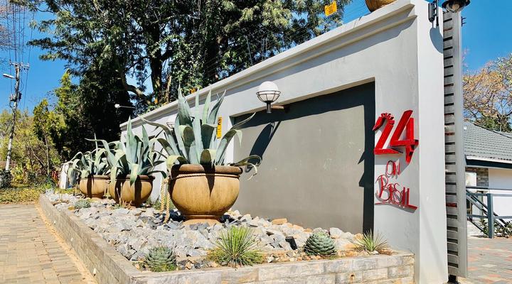 24 On Basil Boutique Luxury Hotel