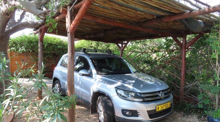 Artsy Garden Cottage