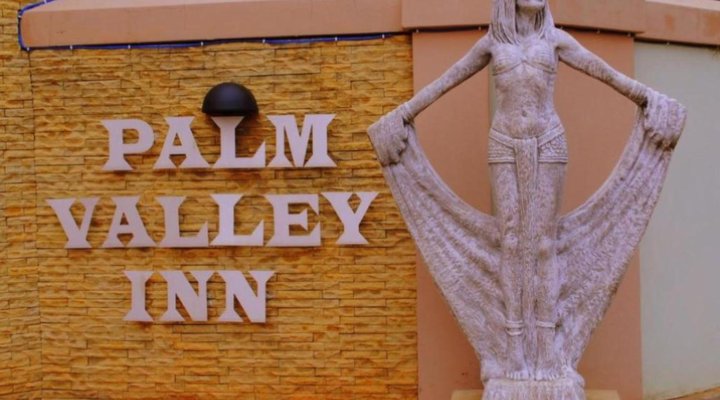 Palm Valley Inn