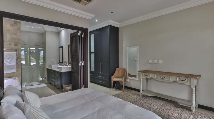 The Pecan Lake Guesthouse