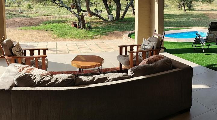 Little Dinokeng Bush Lodge