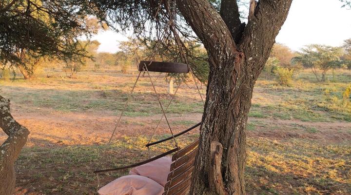 Little Dinokeng Bush Lodge