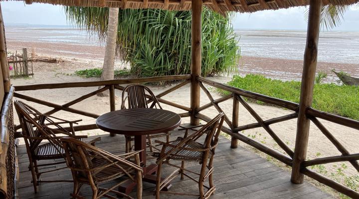 Barry's Beach Resort