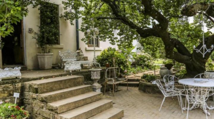 The Green Acorn Guest House