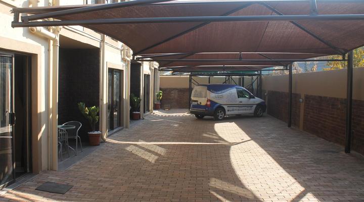 Sleep-Time Guest Lodge