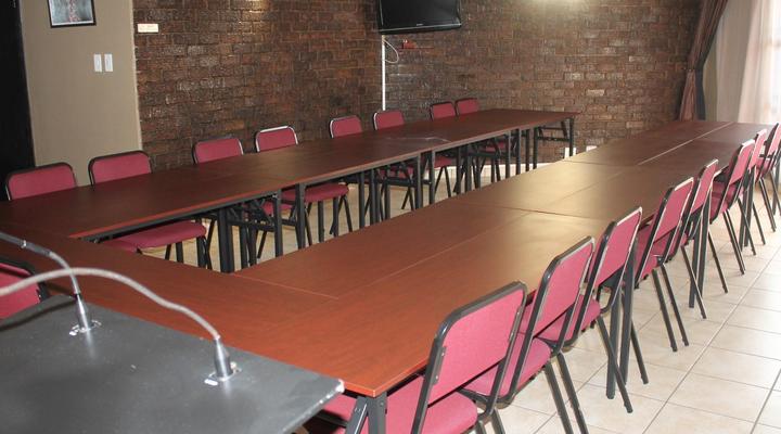 Sleep-Time Guest Lodge