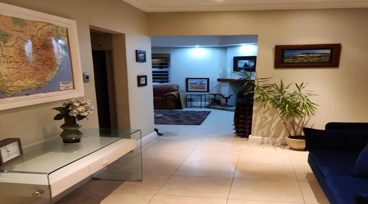 Jenvey House Self-catering Apartments