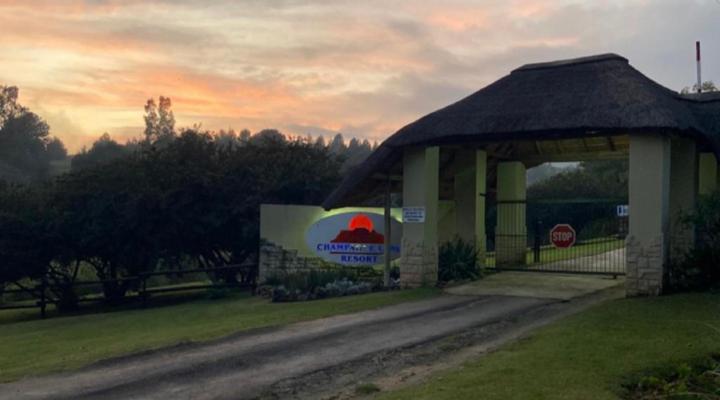 Champagne Lane Resort