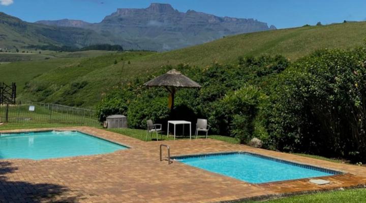 Champagne Lane Resort