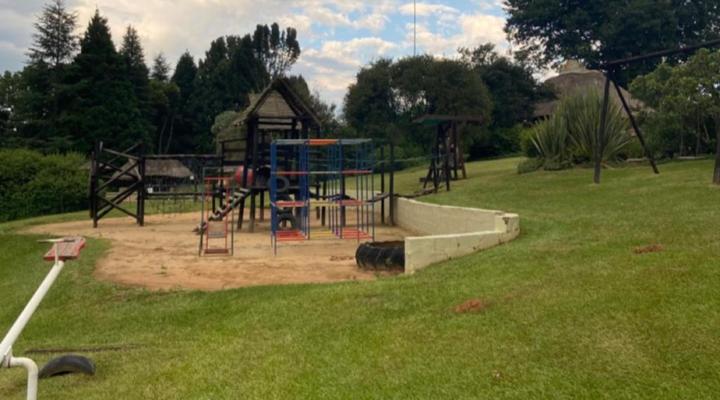 Champagne Lane Resort