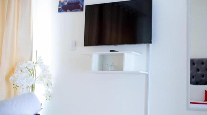 Urban Oasis Apartments at Hidas