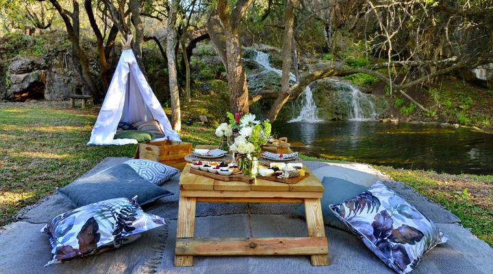 Thanda Manzi Country Hotel