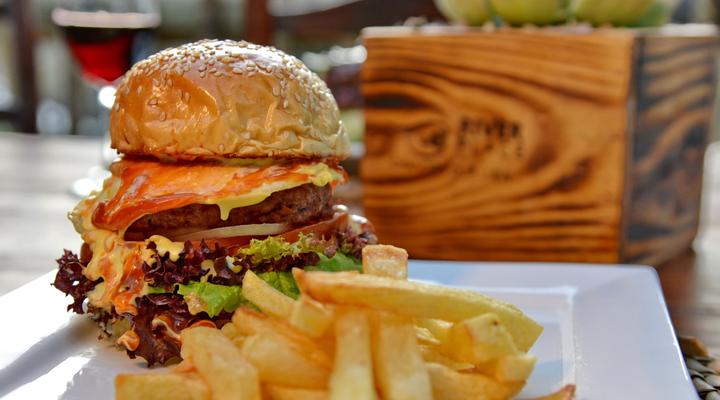 Thanda Manzi Country Hotel