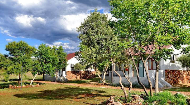 Thanda Manzi Country Hotel