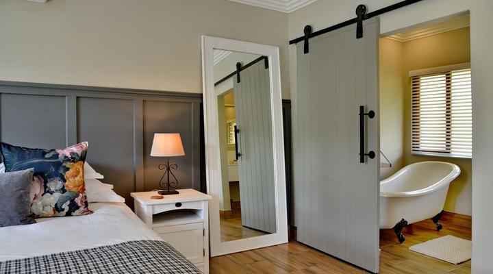 Thanda Manzi Country Hotel