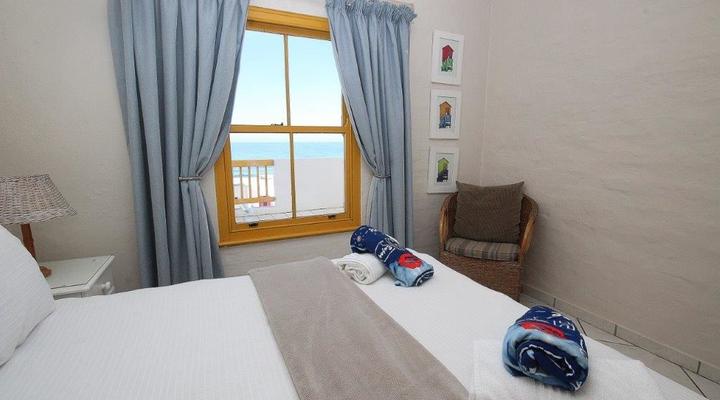 65 Perissa at Santorini