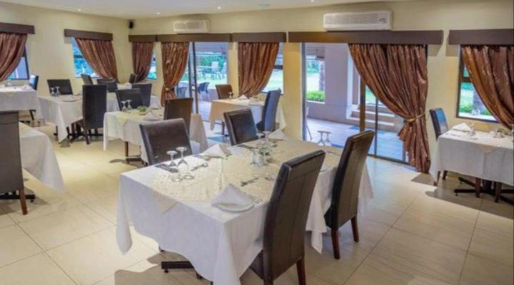 Three Oaks and an Aloe