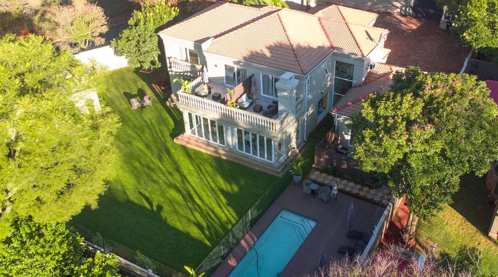 1945 on Kloof Guesthouse